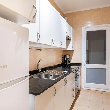 Apartment Comfortable 3 Bed Next To The Sagrada Familia